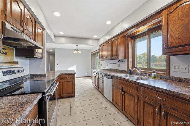 7383 Fisher Road, Grant, MI 48032