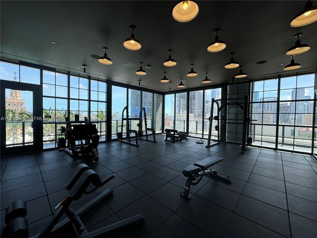 159 NE 6th St 2810, Miami, FL 33132