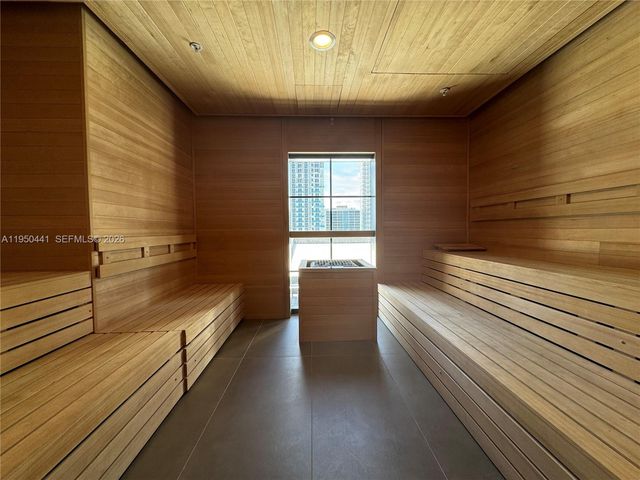 159 NE 6th St 2810, Miami, FL 33132