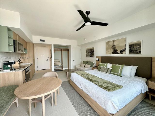 159 NE 6th St 2810, Miami, FL 33132