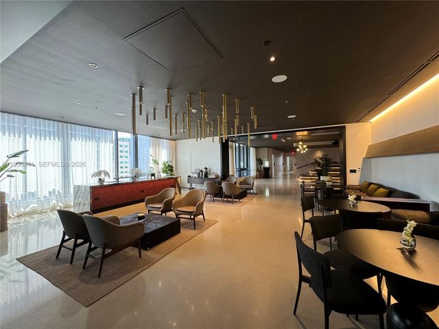 159 NE 6th St 2810, Miami, FL 33132