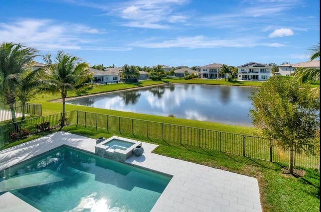 19871 Meadowside Lane, Boca Raton, FL 33498