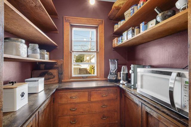 1835 N 57th STREET, Milwaukee, WI 53208