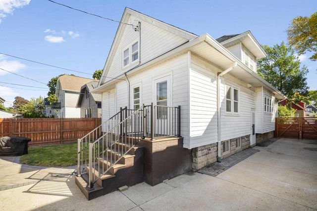 1835 N 57th STREET, Milwaukee, WI 53208