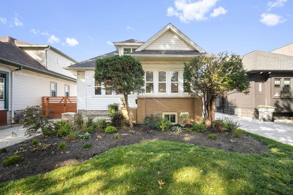 1835 N 57th STREET, Milwaukee, WI 53208
