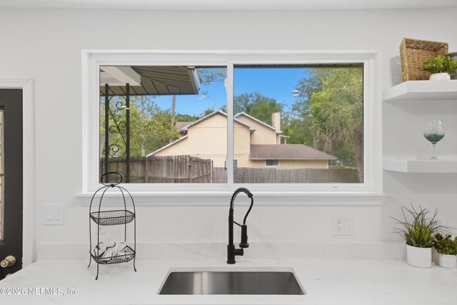 2925 BETHEL Court, Jacksonville, FL 32207