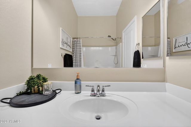 2725 E MINE CREEK Road 1135, Phoenix, AZ 85024