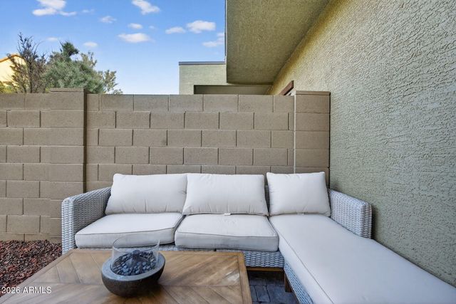 2725 E MINE CREEK Road 1135, Phoenix, AZ 85024