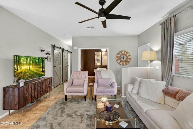 2725 E MINE CREEK Road 1135, Phoenix, AZ 85024