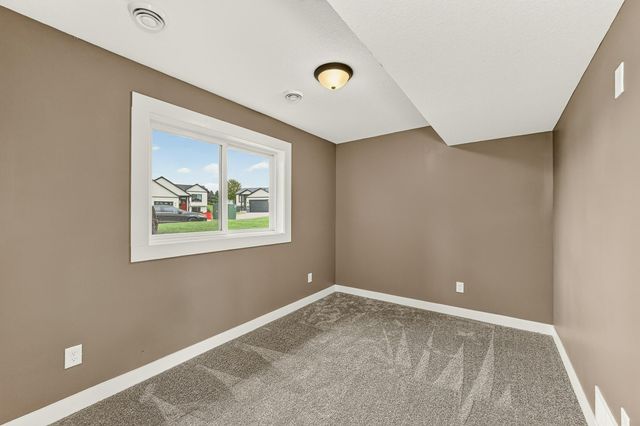 501 10th Street W, Mantorville, MN 55955