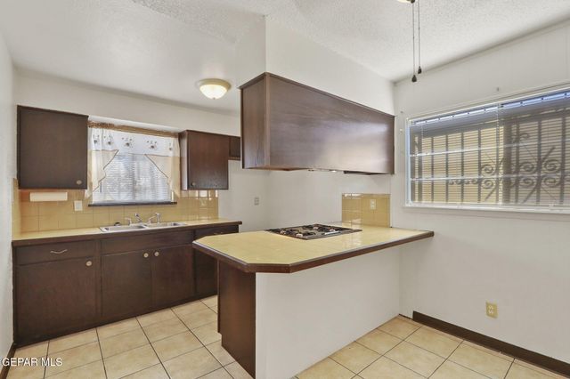 5440 VICEROY Drive, El Paso, TX 79924