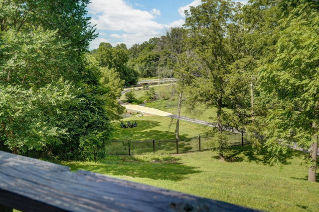 7906 W Farm Road 94, Willard, MO 65781