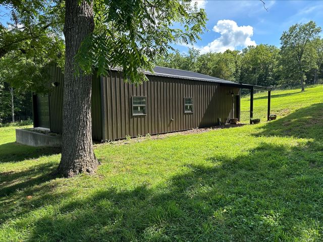 7906 W Farm Road 94, Willard, MO 65781