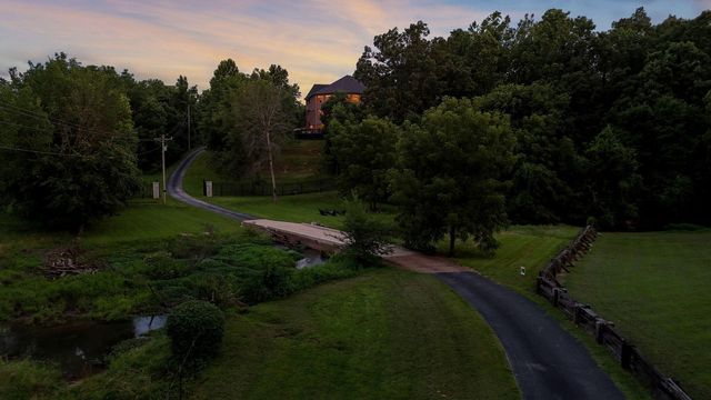 7906 W Farm Road 94, Willard, MO 65781