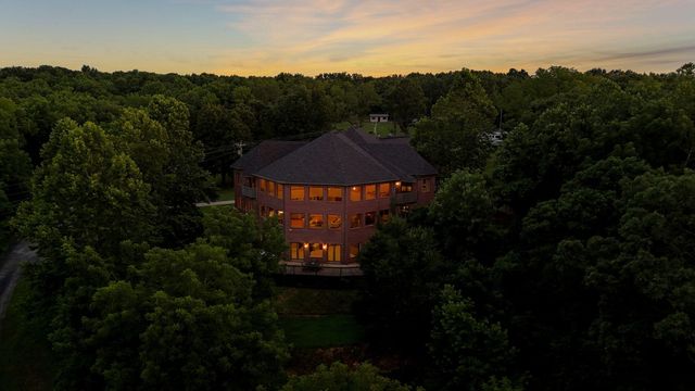 7906 W Farm Road 94, Willard, MO 65781