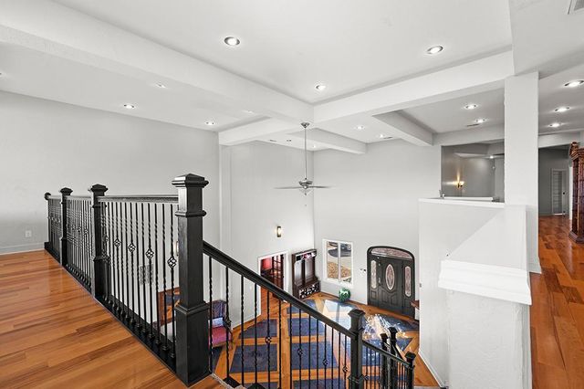 7906 W Farm Road 94, Willard, MO 65781