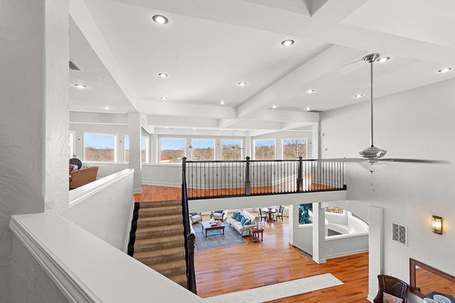 7906 W Farm Road 94, Willard, MO 65781