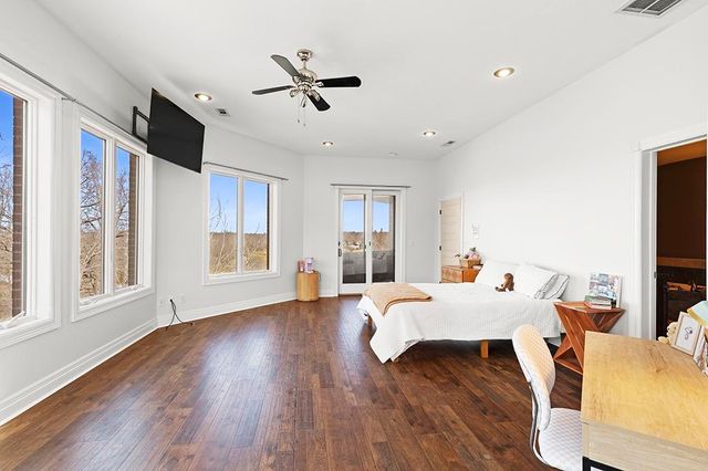 7906 W Farm Road 94, Willard, MO 65781