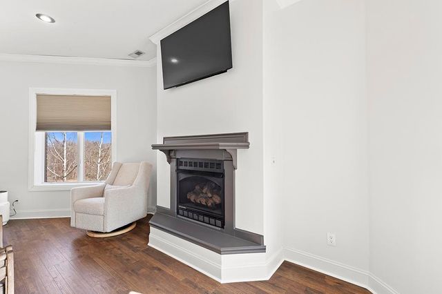 7906 W Farm Road 94, Willard, MO 65781