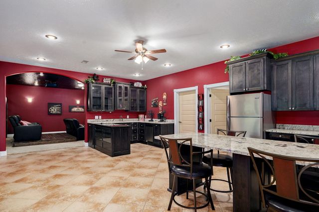 7906 W Farm Road 94, Willard, MO 65781