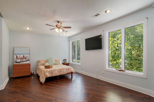 7906 W Farm Road 94, Willard, MO 65781