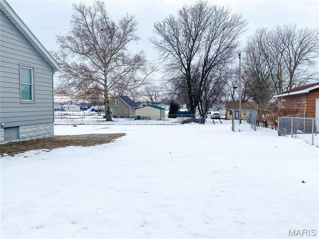 2020 6th Street, Madison, IL 62060