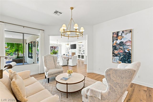 8 Pine Hollow Drive, Henderson, NV 89052