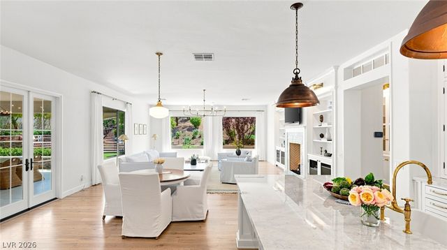 8 Pine Hollow Drive, Henderson, NV 89052