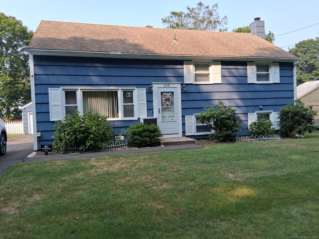 243 Gilbert Avenue, Hamden, CT 06514