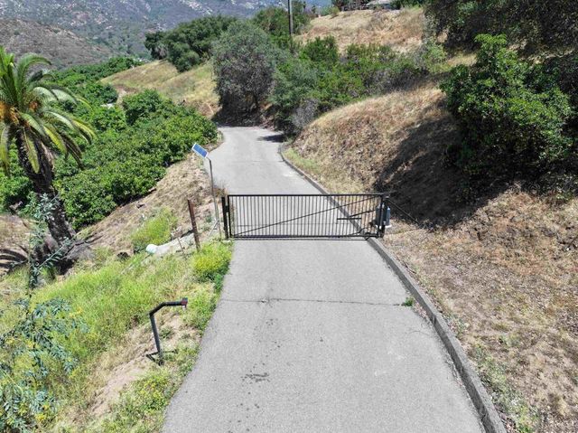 2682 Canyon Crest Dr., Escondido, CA 92027