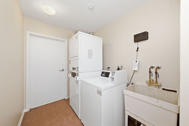 2630 Mitchell Drive 4, Woodridge, IL 60517