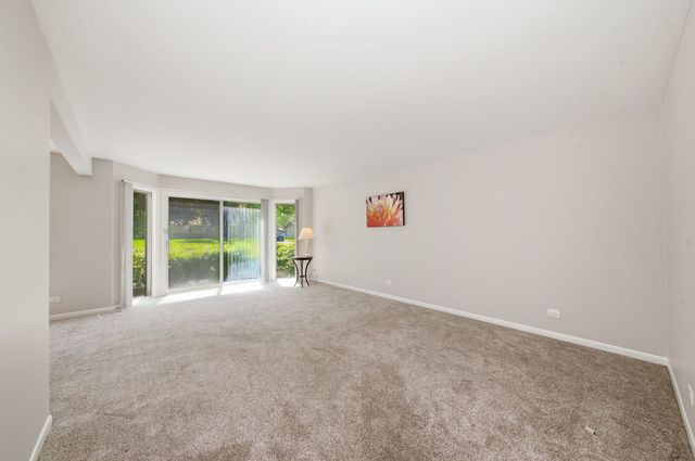 2630 Mitchell Drive 4, Woodridge, IL 60517