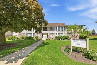 2630 Mitchell Drive 4, Woodridge, IL 60517