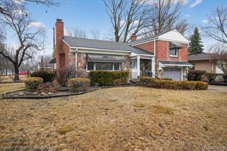 25246 Schoolcraft, Redford, MI 48239