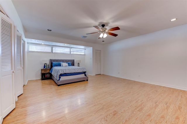 5518 Holly Street, Houston, TX 77081