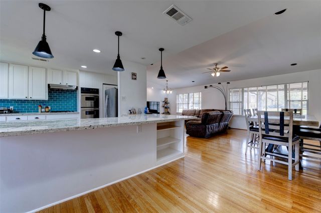 5518 Holly Street, Houston, TX 77081