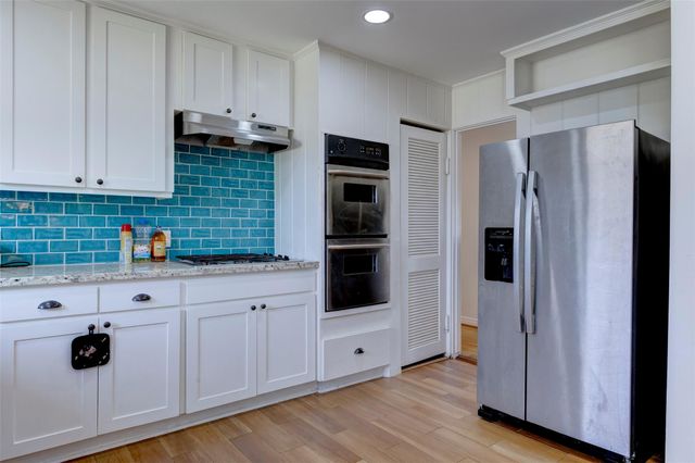 5518 Holly Street, Houston, TX 77081