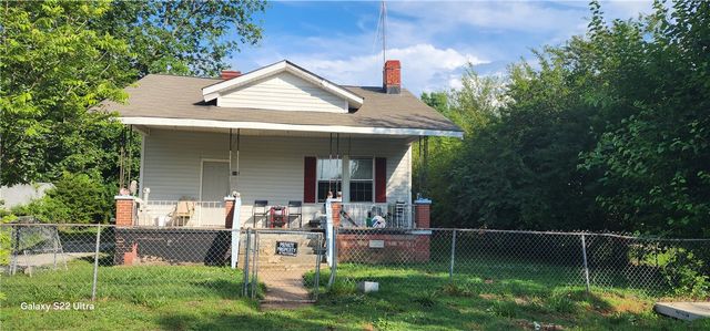 105 Hope Avenue, Seneca, SC 29678