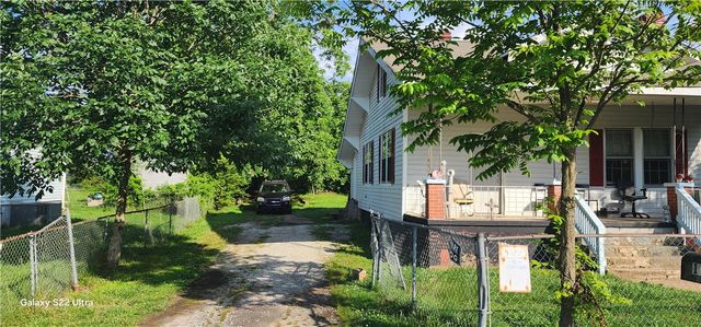 105 Hope Avenue, Seneca, SC 29678
