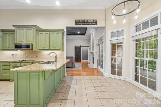 5505 Hickory Leaf Court, Mount Holly, NC 28120