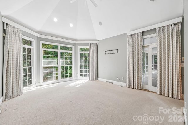 5505 Hickory Leaf Court, Mount Holly, NC 28120