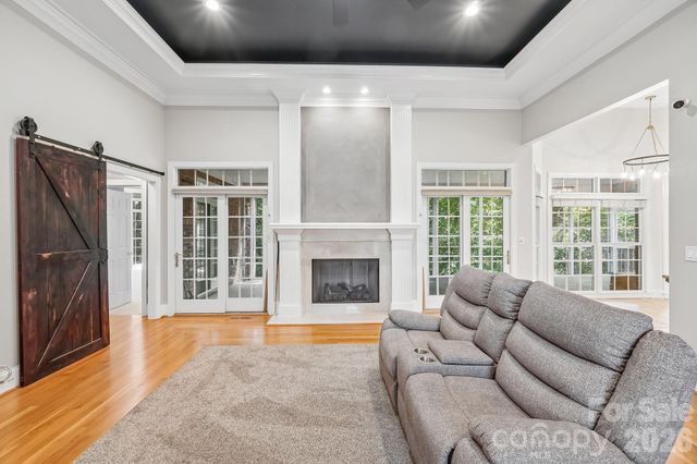 5505 Hickory Leaf Court, Mount Holly, NC 28120