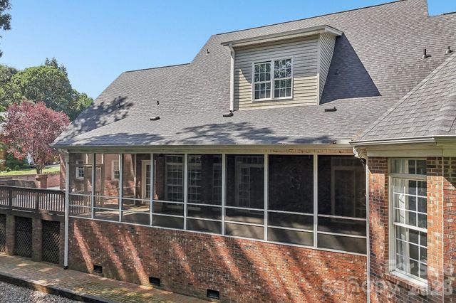 5505 Hickory Leaf Court, Mount Holly, NC 28120