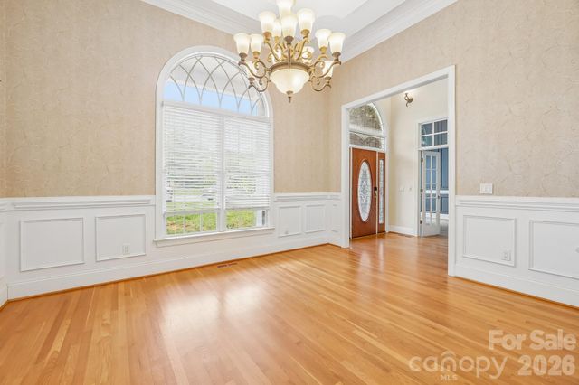 5505 Hickory Leaf Court, Mount Holly, NC 28120