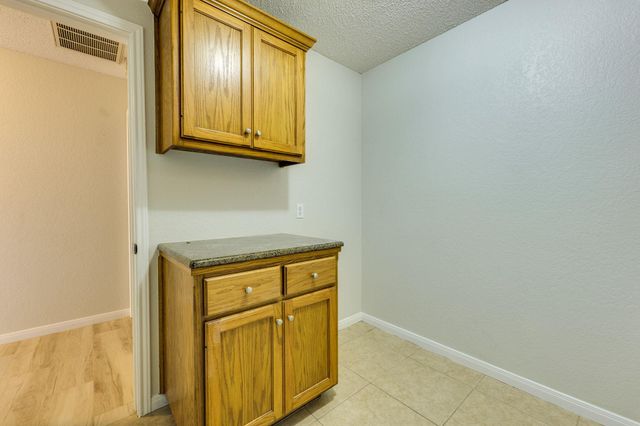 2304 Willow WAY, Round Rock, TX 78664