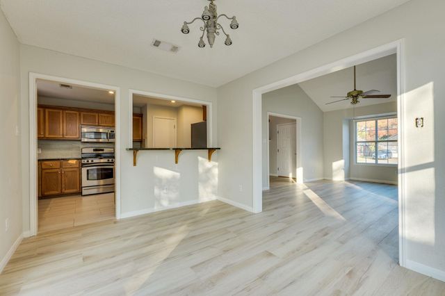 2304 Willow WAY, Round Rock, TX 78664