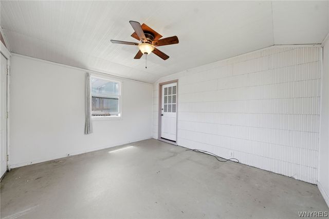 135 Millwood Drive, Tonawanda, NY 14150