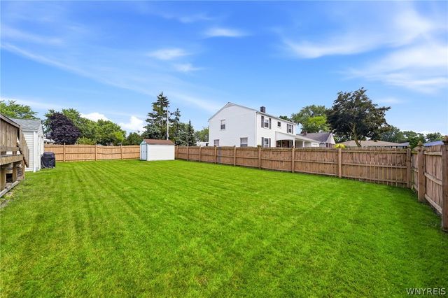 135 Millwood Drive, Tonawanda, NY 14150