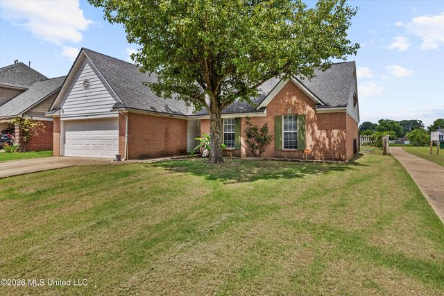 6108 Magnolia Lakes Drive, Olive Branch, MS 38654