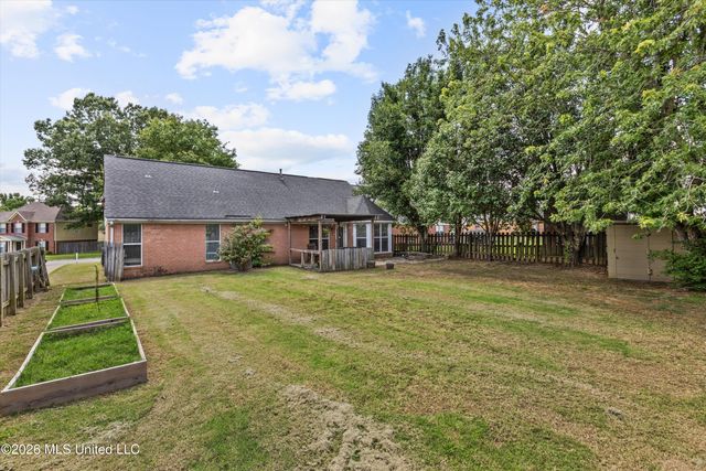 6108 Magnolia Lakes Drive, Olive Branch, MS 38654